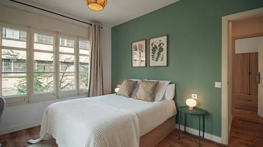 Rooms in Barcelona Eixample - photo 2