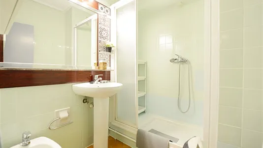 Rooms in Bilbao - photo 9