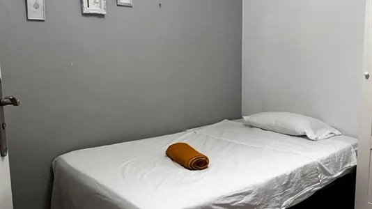 Rooms in Málaga - photo 4