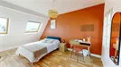 Room for rent, Paris 9ème arrondissement, Paris, &lt;span class=&quot;blurred street&quot; onclick=&quot;ProcessAdRequest(14334612)&quot;&gt;&lt;span class=&quot;hint&quot;&gt;See streetname&lt;/span&gt;[xxxxxxxxxxxxx]&lt;/span&gt;