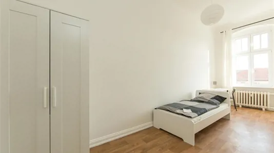 Rooms in Berlin Charlottenburg-Wilmersdorf - photo 2
