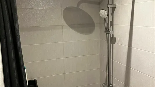 Rooms in Neapoli-Sykies - photo 8