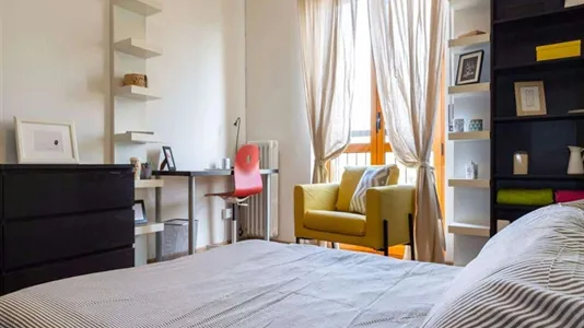 Rooms in Milano Zona 5 - Vigentino, Chiaravalle, Gratosoglio - photo 3