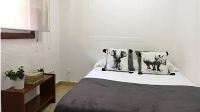 Room for rent in Madrid Moncloa-Aravaca, Madrid