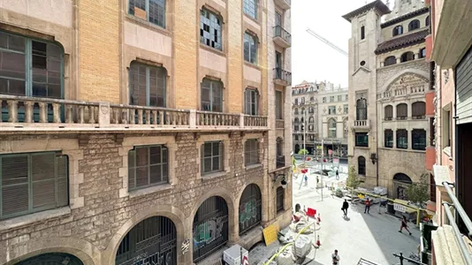 Rooms in Barcelona Ciutat Vella - photo 4
