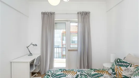 Rooms in Seixal - photo 3