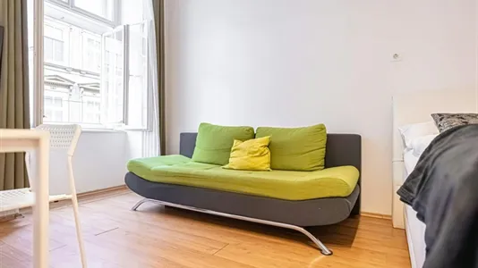 Apartments in Vienna Landstraße - photo 2