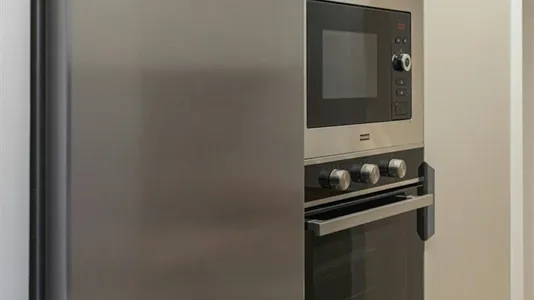 Rooms in Madrid Fuencarral-El Pardo - photo 10