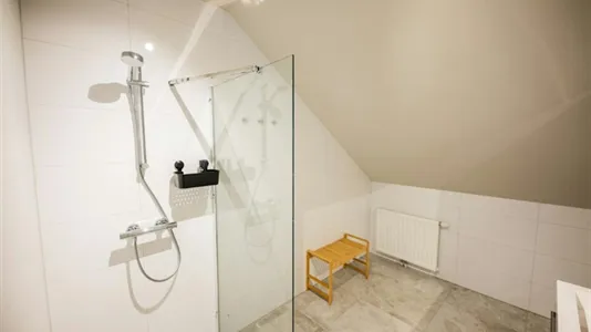 Apartments in Location is not specified - photo 8