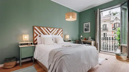 Rooms in Barcelona Eixample - photo 1