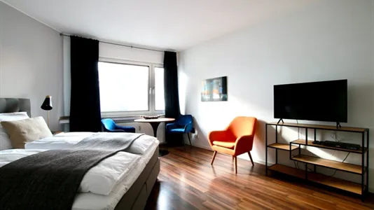 Apartments in Cologne Innenstadt - photo 4