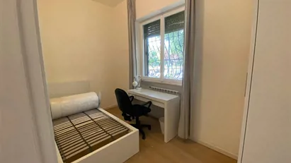 Room for rent in Milano Zona 9 - Porta Garibaldi, Niguarda, Milan