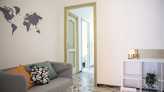 Rooms in Cagliari - photo 7