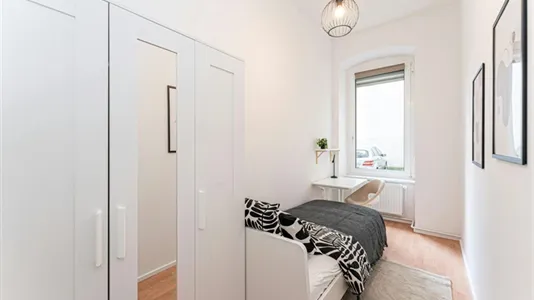 Rooms in Berlin Charlottenburg-Wilmersdorf - photo 2