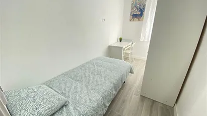 Room for rent in Madrid Hortaleza, Madrid