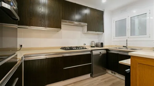 Rooms in Barcelona Les Corts - photo 9