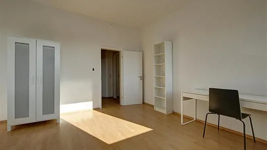 Rooms in Stuttgart Bad Cannstatt - photo 2