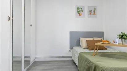 Room for rent in Madrid Vicálvaro, Madrid
