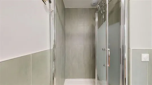 Rooms in Bobigny - photo 4