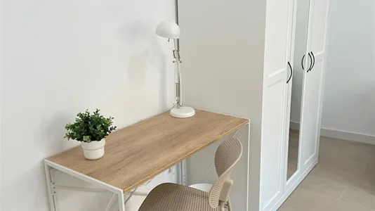 Rooms in Valencia L'Eixample - photo 4