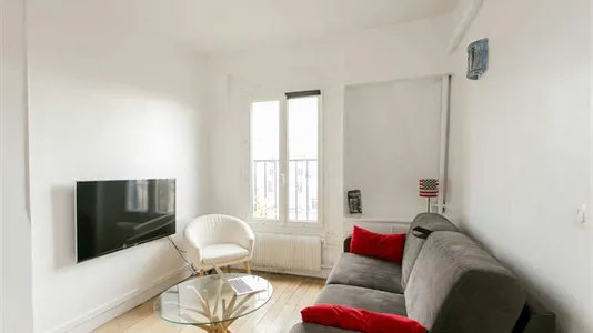 Apartments in Paris 16éme arrondissement (North) - photo 3