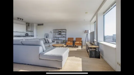 Apartments in Zaanstad - photo 2