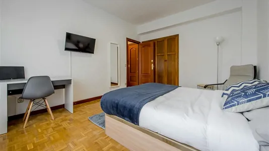 Rooms in Madrid Chamartín - photo 3