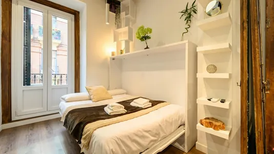 Apartments in Madrid Centro - photo 4