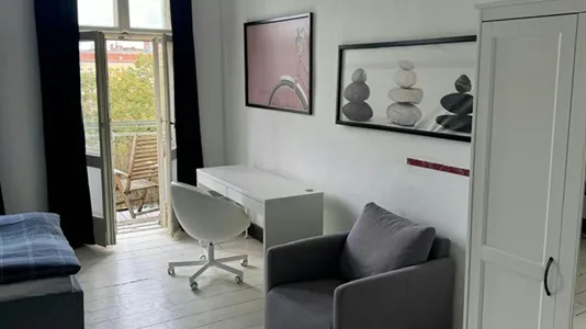 Rooms in Berlin Friedrichshain-Kreuzberg - photo 7