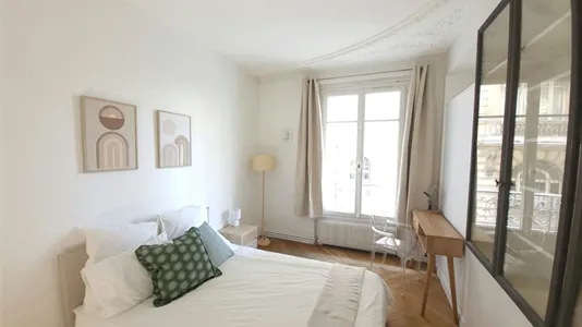 Rooms in Paris 8ème arrondissement - photo 1