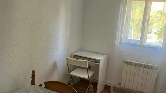 Rooms in Madrid San Blas - photo 8