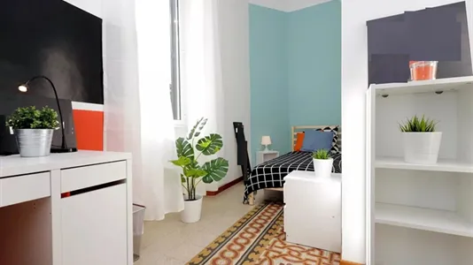 Rooms in Roma Municipio II – Parioli/Nomentano - photo 4