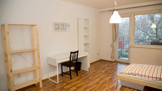 Rooms in Hamburg Nord - photo 4