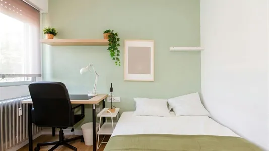 Rooms in Alcalá de Henares - photo 3