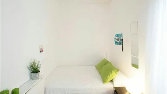 Rooms in Madrid Centro - photo 5