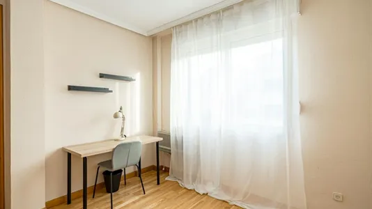 Rooms in Madrid Hortaleza - photo 4