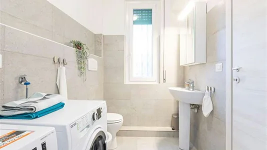 Rooms in Milano Zona 8 - Fiera, Gallaratese, Quarto Oggiaro - photo 10