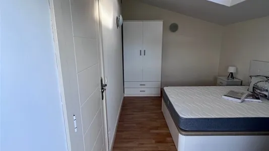 Rooms in Madrid Fuencarral-El Pardo - photo 6