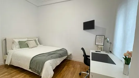 Rooms in Madrid Moncloa-Aravaca - photo 7