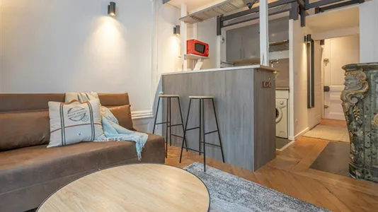 Apartments in Lyon - photo 3