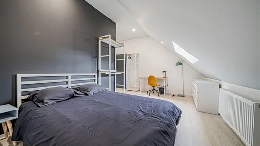 Rooms in Charleroi - photo 3