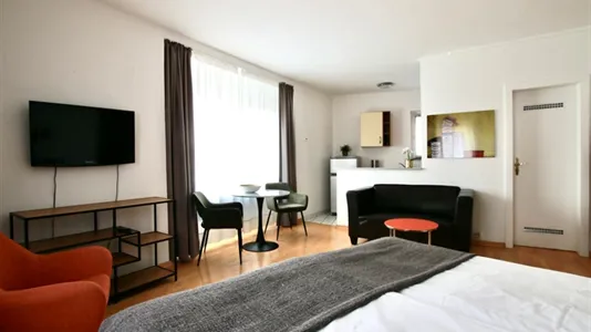 Apartments in Cologne Innenstadt - photo 4