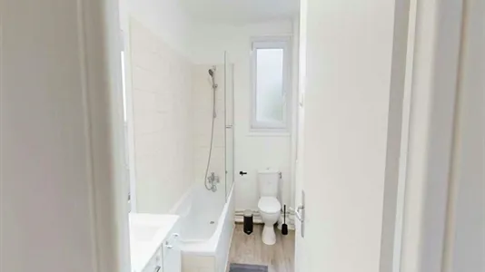 Rooms in Paris 17ème arrondissement - photo 8