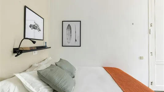 Rooms in Barcelona Eixample - photo 5