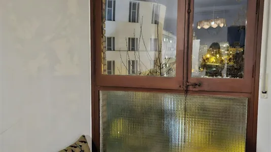 Rooms in Barcelona Eixample - photo 8