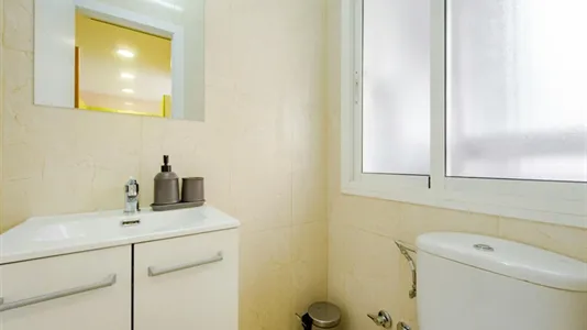 Rooms in Madrid Retiro - photo 7