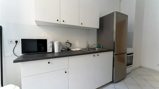 Rooms in Berlin Friedrichshain-Kreuzberg - photo 4