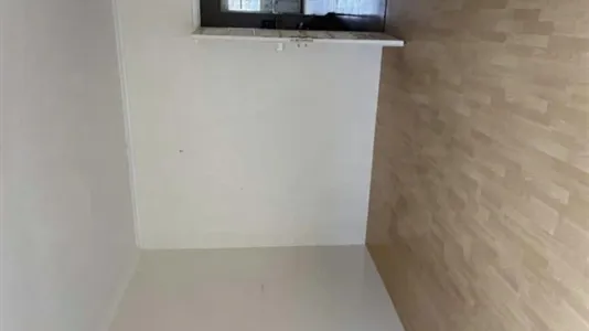 Apartments in Paris 16ème arrondissement (South) - photo 9