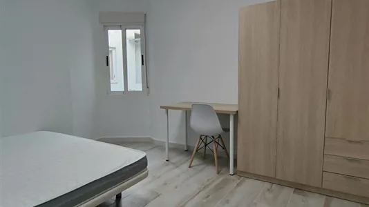 Rooms in Murcia - photo 2