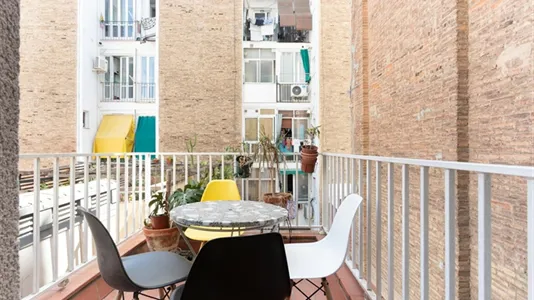 Apartments in Barcelona Ciutat Vella - photo 3